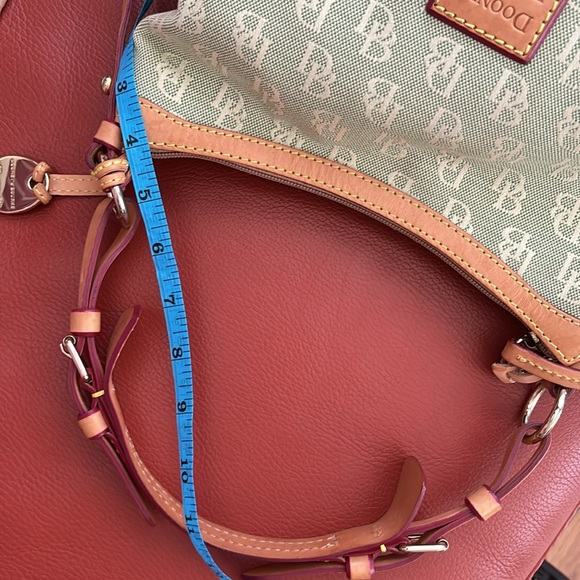 Final Sale  Satchel Signature Dooney & Bourke - Picture 8 of 9